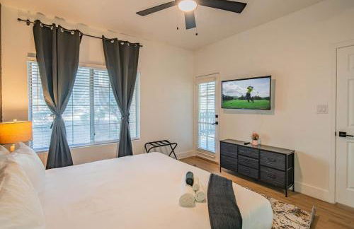 KingBed Golf Pickleball Pool Hot Tub Parking - Foto 37