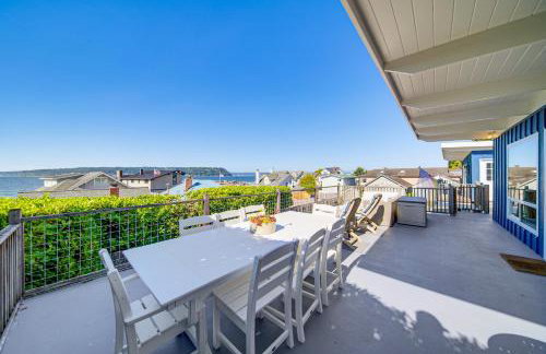 Sun-Soaked Sandy Point Haven with Beach Access! - Foto 26