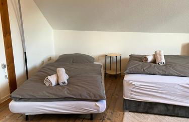 Ferienwohnung - Balkon - Netflix - Parkplatz - Kingsize-Bett - 6 Personen - Foto 33