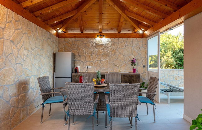 Modern Apartment With Balcony and Garden - Foto 14