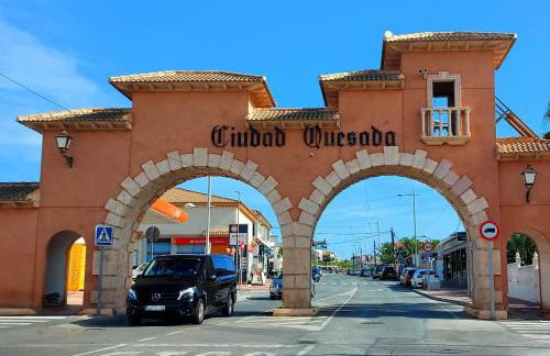 Casa Prins 2-bed apartment with stunning views - Photo 15