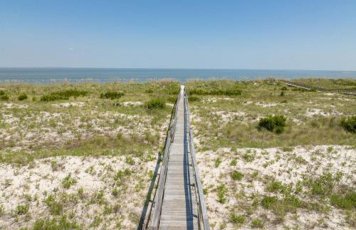 Oceanfront St Helena Island Condo with Beach Access! - Foto 32