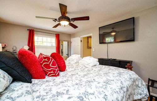 Antique Charm 3BR Gourmet Kitchen & Large Yard - Foto 30