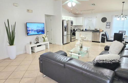 Orlando villa private pool/hot tub close to Disney - Foto 36