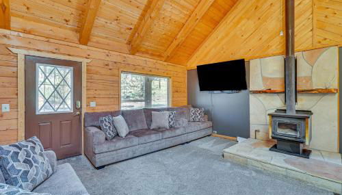 Alpine Cabin with Deck 3 Mi to Luna Lake! - Foto 4