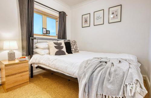 Cosy 3 bed apartment in Southam, sleeps 6 - Foto 8