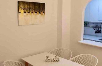 Tolle Wohnung mit 2 Schlafzimmern, Balkon und Pool - Foto 10