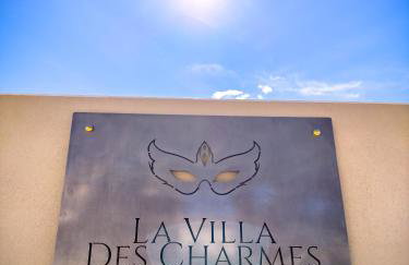 Love room jacuzzi La Villa Des Charmes - Photo 17