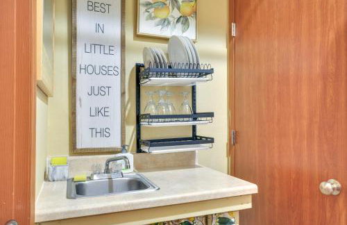 Inviting Studio with Patio, 15 Mi to Portland! - Foto 18