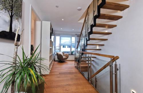 BohnApartments Luxury Villa Berlin - 210qm - Wintergarten - Kamin - 4 kostenlose Parkplätze - 6 Schlafzimmer - Neubau - Luxusausstattung - Foto 27