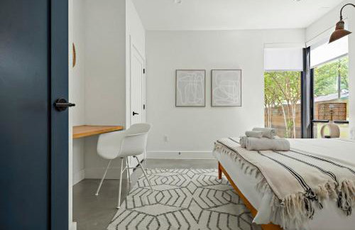 Rooftop Deck, DT City Views, Modern Eastside Oasis - Foto 40