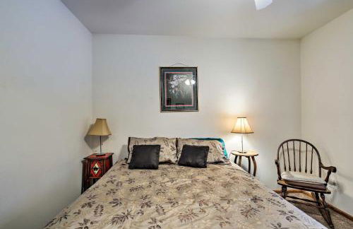 Lakefront Family Getaway with Private Deck and Dock! - Foto 19