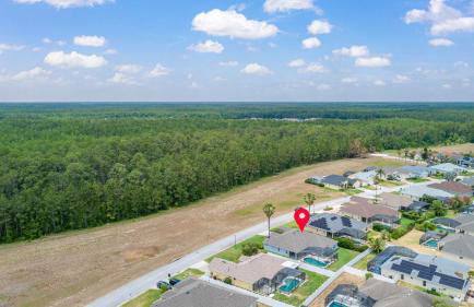 #370-Stunning 4 bed villa with south facing pool and spa with no rear neighbors - Foto 65