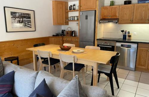 Central Morzine, Spacious 2 Bedroom Family Apartment - Foto 6