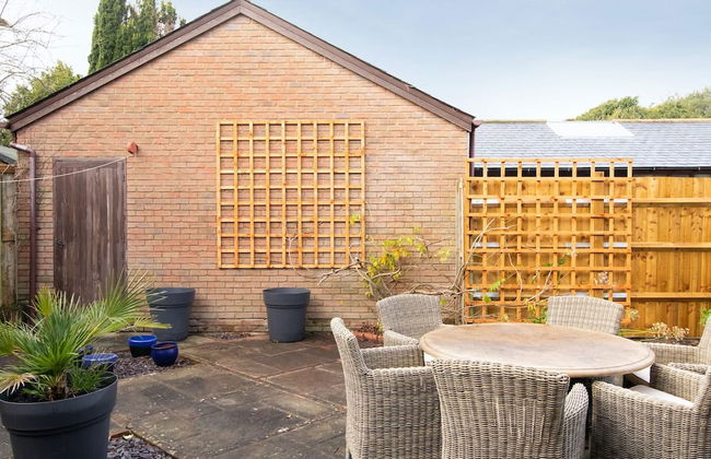 Superior House for 6 Near Beach w Parking Garden - Foto 32