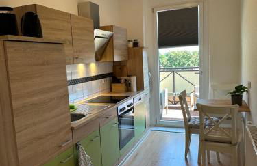 Große Ferienwohnung für Gruppen und Familien bis 8 Personen mit Balkon - Foto 5