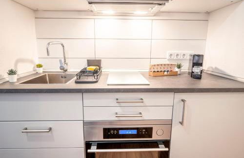 Premium Studio - 1 Min to HBF - Foto 13