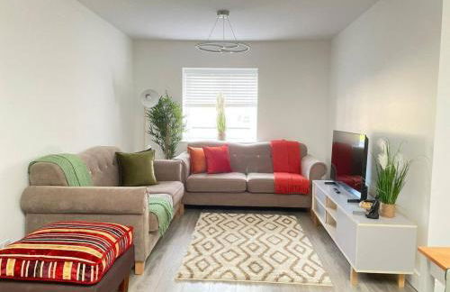 Exclusive 1 and 2 Bedroom Flats only 0,5 miles aw - Foto 22