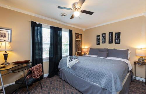 Brenda Lee History 4BR Retreat Pool Hot Tub - Photo 12