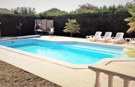 Gîte 3 étoiles 300m plage piscine privée grand jardin - Foto 3