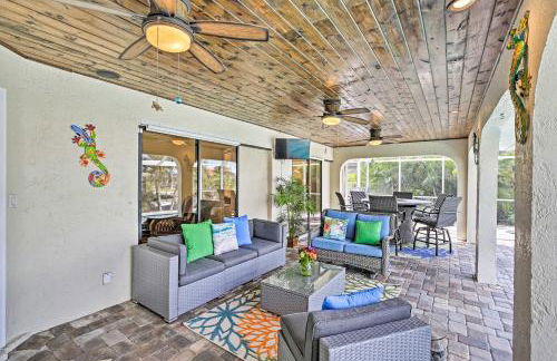 Canal Waterfront Home with Private Pool and Dock! - Foto 24