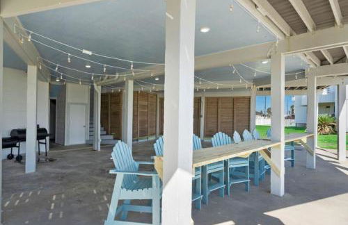 3-story beach house with incredible ocean views, steps to the beach - Photo 30