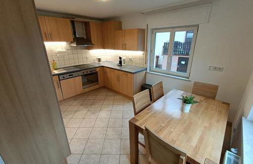 Geräumige helle Wohnung im grünen Taunus mit Privatparkplatz - Foto 7