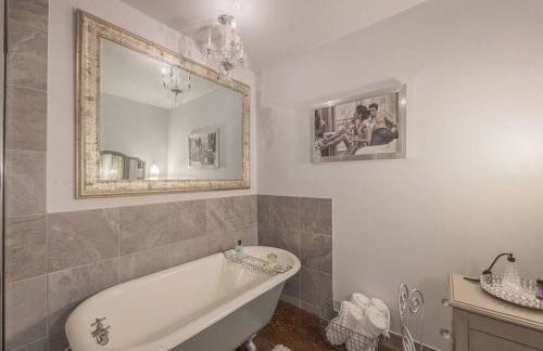 Haven at Hazel ~ Downtown Studio - Foto 33