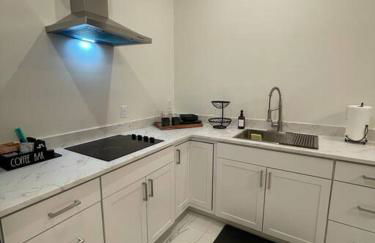 Casa Blanca Studio with Washer Dryer - Foto 19