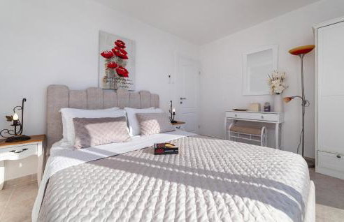 Lovely Home In Josinovac With Wifi - Photo 7