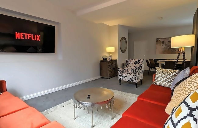 Deluxe 7 Bedroom Property in Solihull - Foto 2