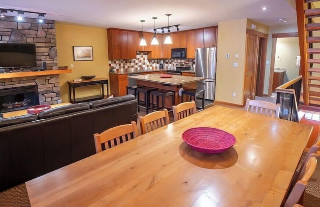 Pinnacle Ridge Chalets by Fernie Lodging - Photo 71