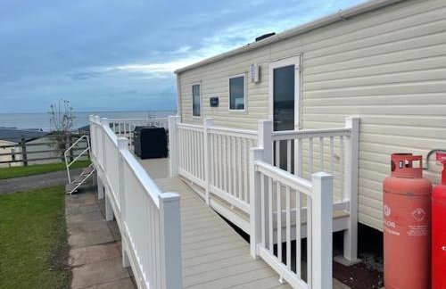Cabin - Sleeps 4 - Pets Ok - Balcony - Parking - Foto 5
