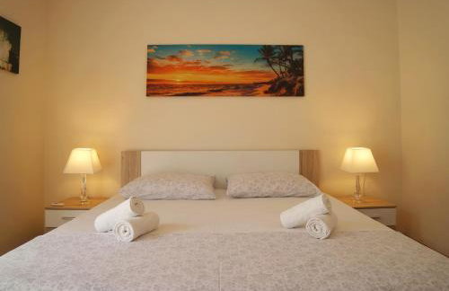 Honeycomb Apartment Split - FREE PARKING - Foto 7