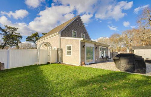 Patio and Fire Pit Retreat 2 Mi to Cape Cod Beaches - Foto 26