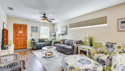 Breezy PCB Vacation Rental w/ Lanai, Walk to Ocean - Foto 3