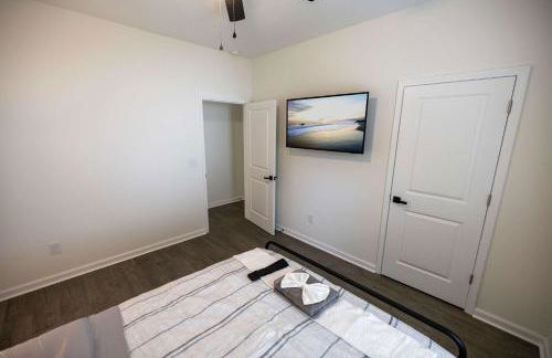 4 Min to Downtown - 10 Min to Elon - Washer and Dryer - Foto 20