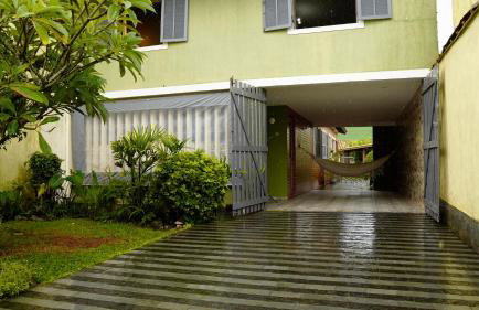 Vista para o mar e a poucos passos da praia - com Wi-Fi - Photo 20