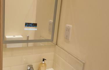 London Luxury Apartments 3 Bedroom Sleeps 8 with 3 Bathrooms 5 mins Walk to tube station free parking - Foto 36