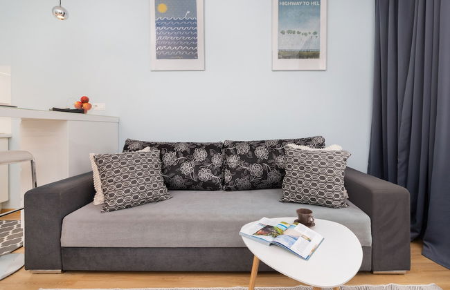 Świętojańska Studio Gdynia by Renters - Photo 5