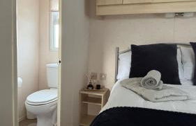 Welsh Bayview Retreat 2-Bed Caravan & 2-Bed Chalet at Clarach Bay Holiday Village - Foto 62