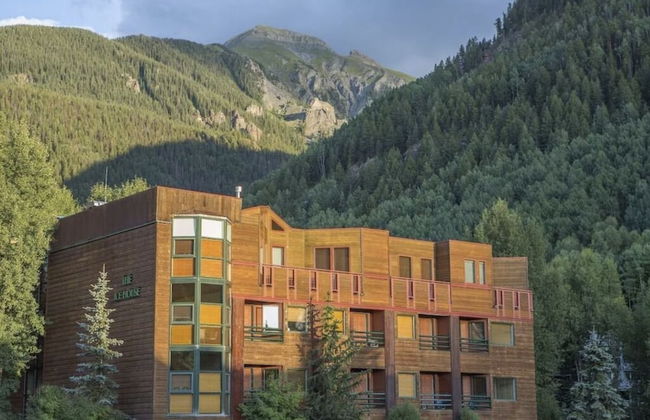 Ice House Suites and Condominiums - Photo 1