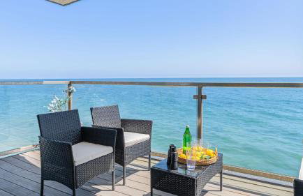 Beach Retreat with Oceanfront Balconies Direct Beach Access Pacific Coast Outlook by AvantStay - Foto 26