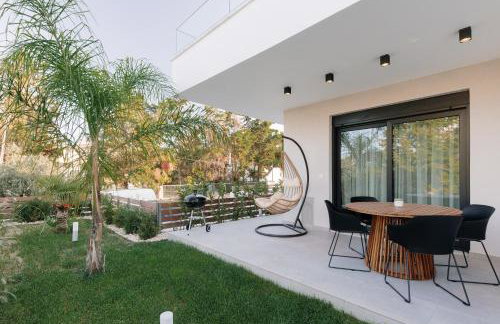 Kyan Executive Suites - Photo 3