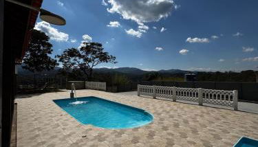 Sítio com 2 Piscinas em Arujá - Foto 1