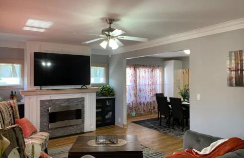 12 Person Grillin and Chillin Whole House Lakewood - Foto 45