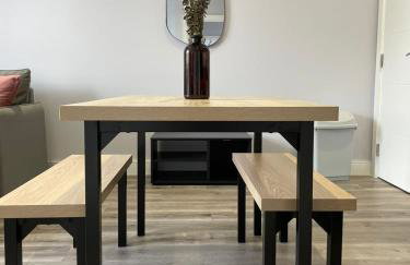 Square Flat - Modern - En-Suites - 6 Guests - Foto 5