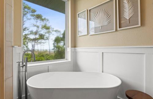 Luxury Renovated Bayview Home w/ Private Pool & Resort Amenities | St. George Island - Foto 48