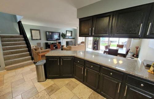 Beautifully Updated Lakefront Escape-Pets welcome! - Foto 20