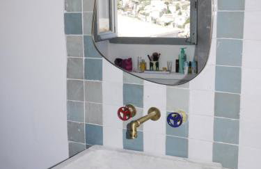 Hydra Artist House - Photo 40